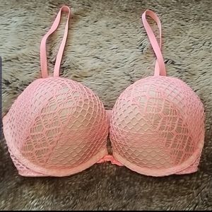 32D